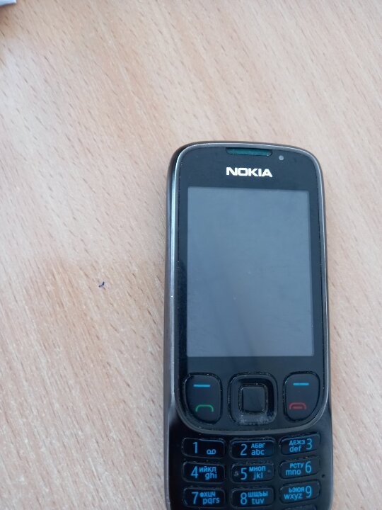 Мобільний телефон марки NOKIA-6303 сі (ІМЕІ 357394048758615, з сімкарткою оператора мобільного зв'язку ПрАТ