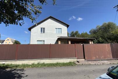Садовий будинок, "А", заг. пл. 156,1 кв.м. та земельна ділянка, пл. 0,0667 га, К/Н: 3222481200:04:006:0101, за адресою: Київська обл., Фастівський р., Гатненська ТГ, с. Юрівка, СТ "Росинка +", вул. Ягідна, буд. 5