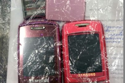 Мобільний телефон Samsung SGH J700, imei 352693/02/309238/6, мобільний телефон Samsung SGH-F250, imei 35897/01/782615/7