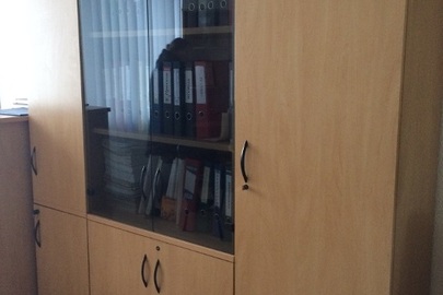 Стінка меблева офісна з з-х частин: шафа для одягу, шафа зі скляними дверцятами, пенал