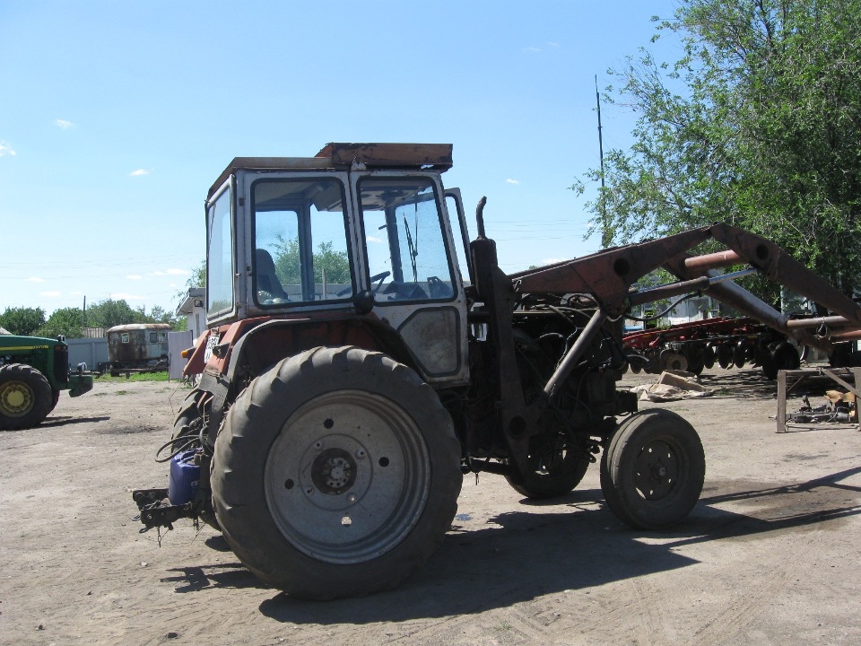 Трактор колісний марки ЮМЗ - 8071, 2002 р.в., шасі № 834774, двигун № 060040, д/н АА20386