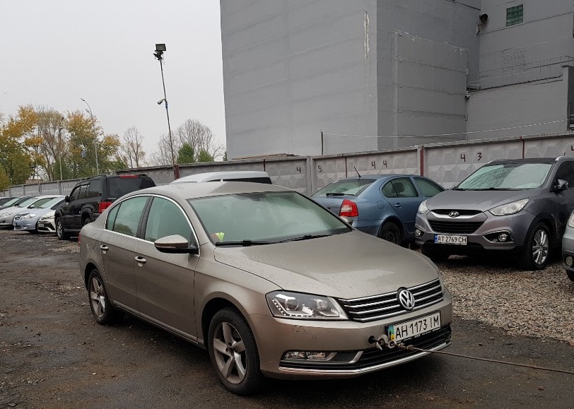 Автомобіль марки VOLKSWAGEN, модель PASSAT, 2013 р.в., номер кузова: WVWZZZ3CZEE072157, реєстраційний номер АН1173ІМ