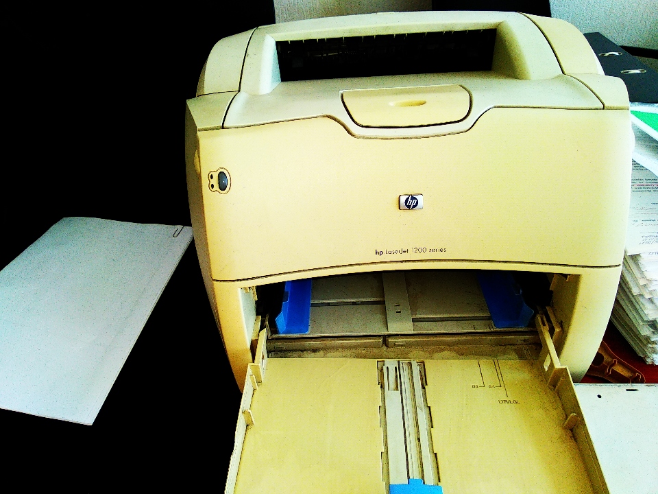 Принтер HP Laser Jet - 1200