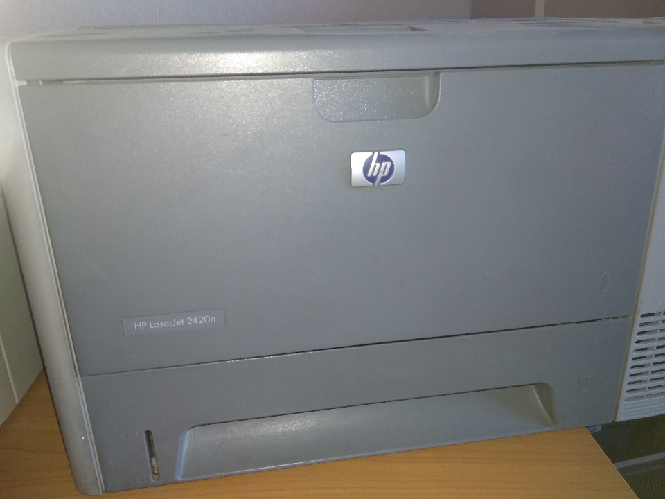 Принтер HP Laser Jet - 2420n