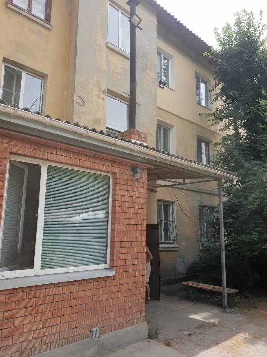 1/5 частина двокімнатної квартири загальною площею 36,0 кв.м. за адресою: Дніпропетровська обл.. м.Дніпро, вул. Суворова, буд. 28-а, кв. 22