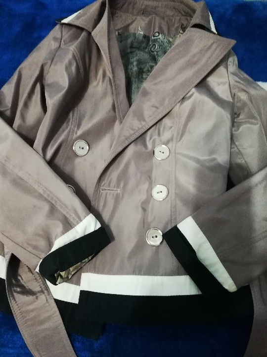 Плащ жіночий, розмір 42-44