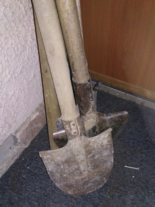 Лопата штикова