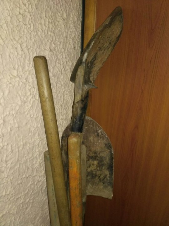 Лопата штикова