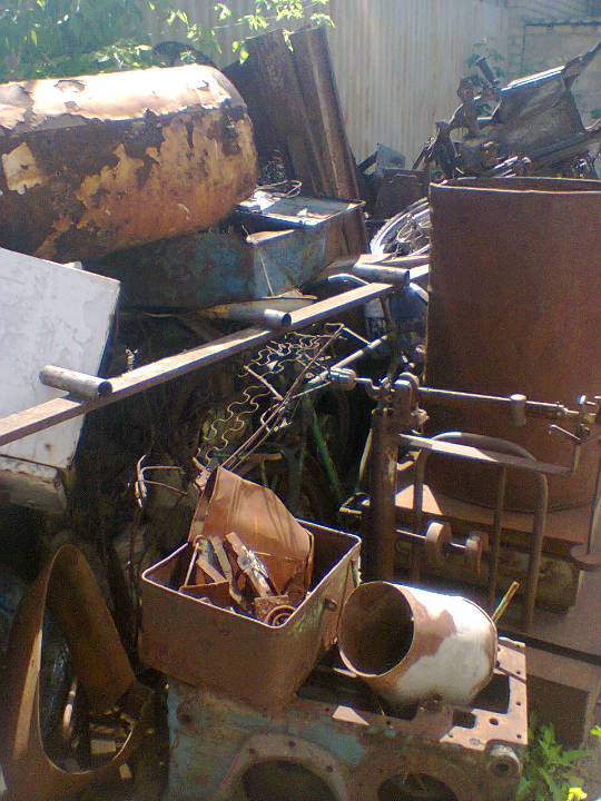 Металобрухт вагою 180 кг