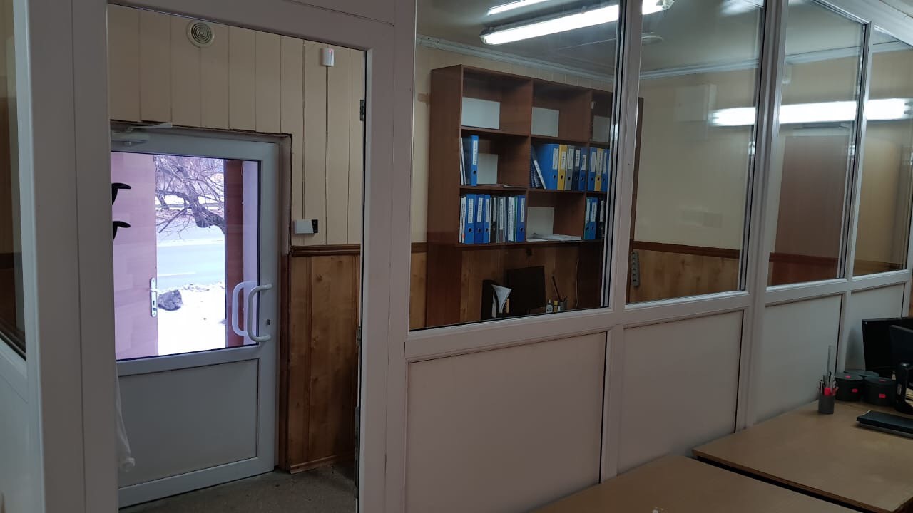 Нежитлове приміщення загальною площею 204,5 кв.м. за адресою: Дніпропетровська обл., м.Кривий Ріг, вул. Електрична, буд. 2А, прим. 1