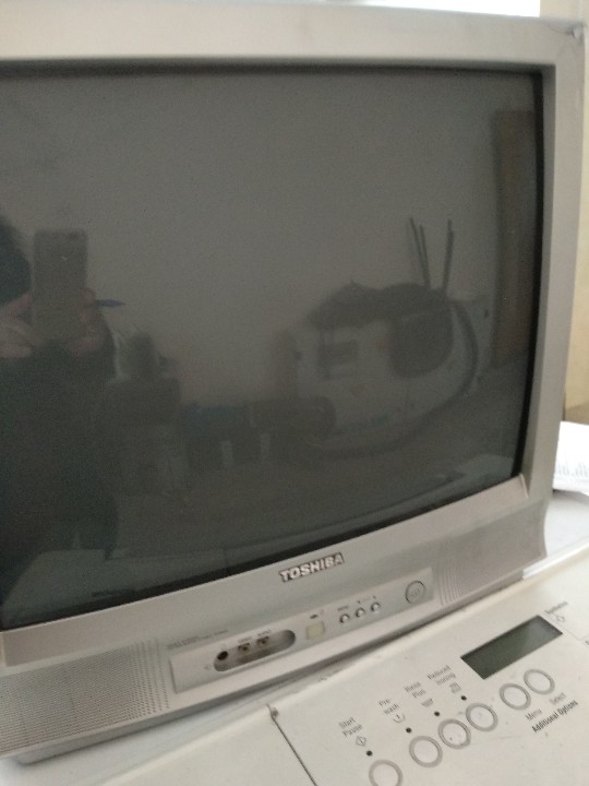 Телевізор Toshiba 21CV1R - 2 шт.