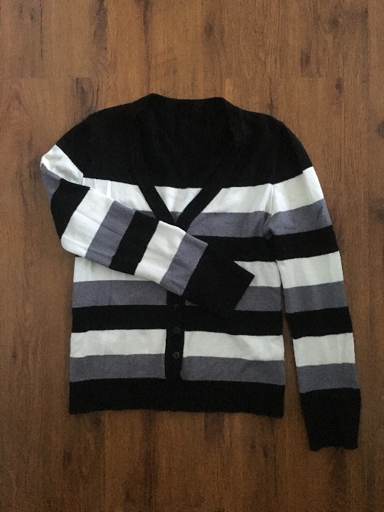 Жіноча кофта у смужку, розмір 42-44