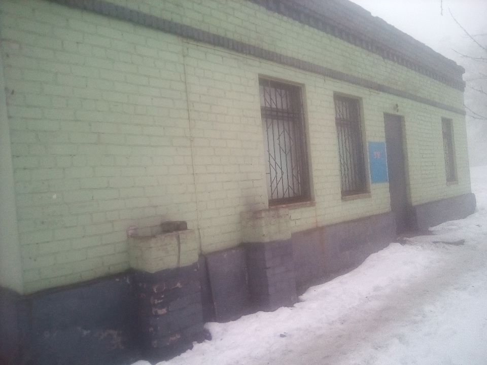 Будівля магазину загальною площею 200,6 кв.м. за адресою: Дніпропетровська обл., м.Кам'янське, вул. Менделєєва, 40А