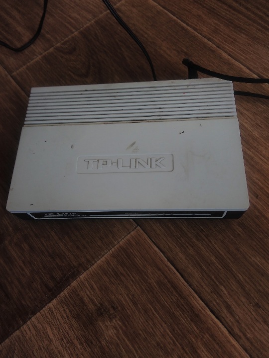 Роутер TP-Link TL-R460