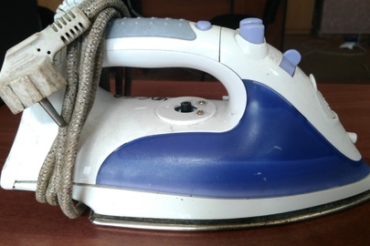 Праска Steam Iron модель 025