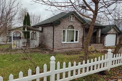 ІПОТЕКА. Садовий будинок, заг. пл. 223,9 кв.м. та земельна ділянка, пл.0.1125 га, К.Н. 3221486900:04:003:0054, які знаходяться за адресою: Київська обл., Фастівський р-н, Порадівський старостинський округ, "Озерний Хутірець" садово-дачний квартал, буд. 14