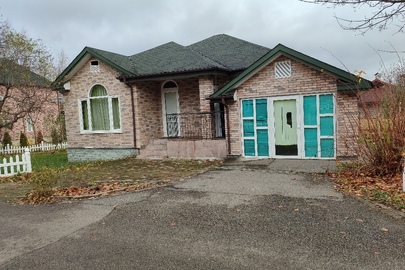 ІПОТЕКА. Садовий будинок, заг. пл. 226,9 кв.м. та земельна ділянка, пл. 0,1101 га, К.Н. 3221486900:04:003:0047, які знаходяться за адресою: Київська обл., Фастівський р-н, Порадівський старостинський округ, "Озерний Хутірець" садово-дачний квартал, буд. 7