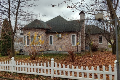 ІПОТЕКА. Садовий будинок, заг. пл. 209,5 кв.м. та земельна ділянка, пл. 0,0794 га, К.Н. 3221486900:04:003:0050, які знаходяться за адресою: Київська обл., Фастівський р-н, Порадівський старостинський округ, "Озерний Хутірець" садово-дачний квартал, буд. 10