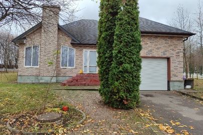 ІПОТЕКА. Садовий будинок, заг. пл. 211,8 кв.м. та земельна ділянка, пл. 0,1315 га, К.Н. 3221486900:04:003:0055, які знаходяться за адресою: Київська обл., Фастівський р-н, Порадівський старостинський округ, "Озерний Хутірець" садово-дачний квартал, буд. 15