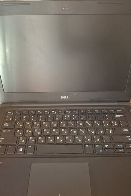 Конфісковане майно за рішенням суду ноутбук TM «Dell»  з зарядним пристроєм, б/в