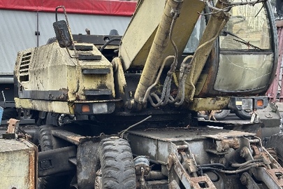 Колісний транспортний засіб марки ЕК-18, тип: екскаватор, 2004 року випуску, заводський номер: 971, реєстраційний номер 30525ВН