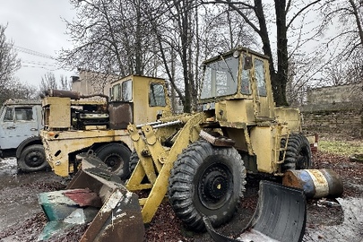 Колісний транспортний засіб марки ТО-18, тип:навантажувач фронтальний, державний реєстраційний номер:30524ВН, заводський номер:4198, 1990 року випуску