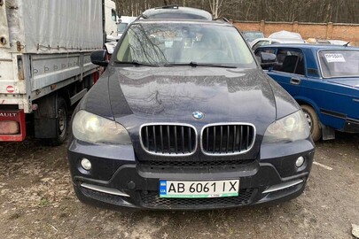 Легковий автомобіль марки BMW, модель Х5, 2008 року виготовлення, VIN: 5UXFE43508L032613, колір СИНІЙ, держ. реєстраційний номер АВ6061ІХ