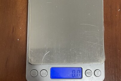  Конфісковане майно згідно виконавчого листа: ваги електричні, марки "Domotec", сірого кольору, б/в