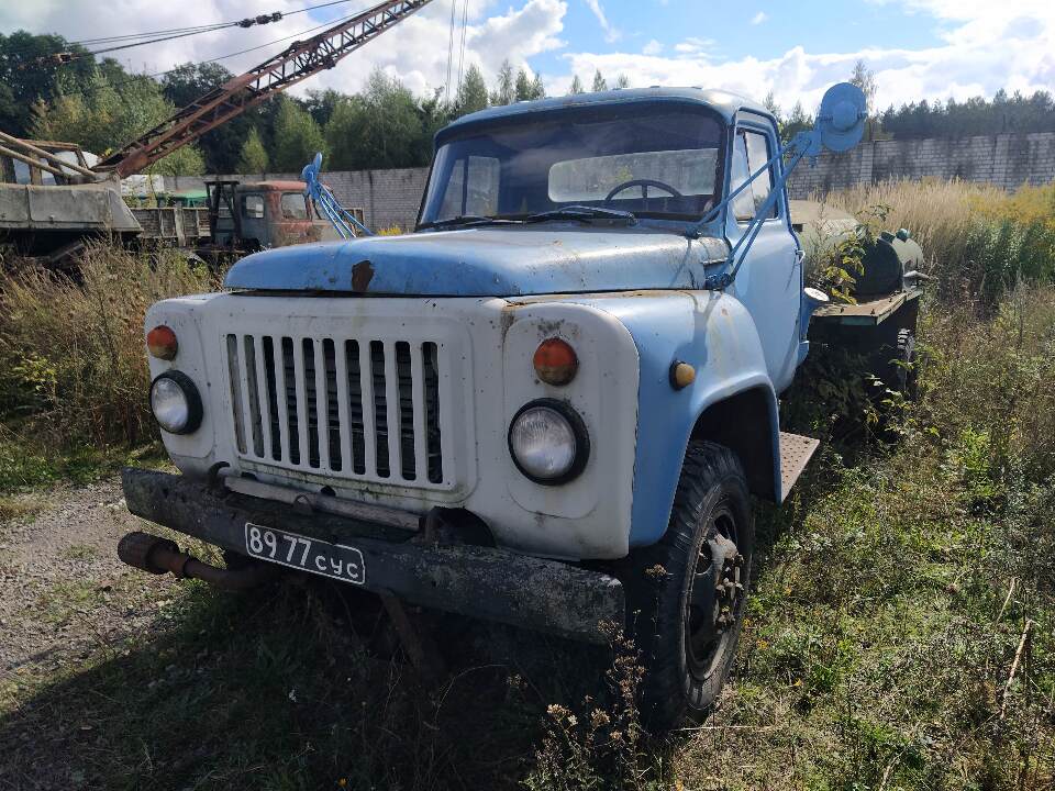 Вантажний фургон ГАЗ 52, 1983 року випуску, реєстраційний номер 8977СУС, номер кузова (шасі) №0528066