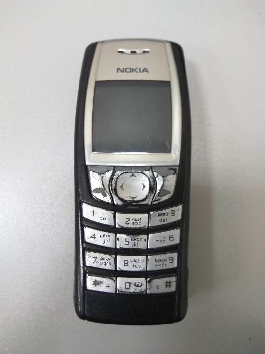 Мобільний телефон 