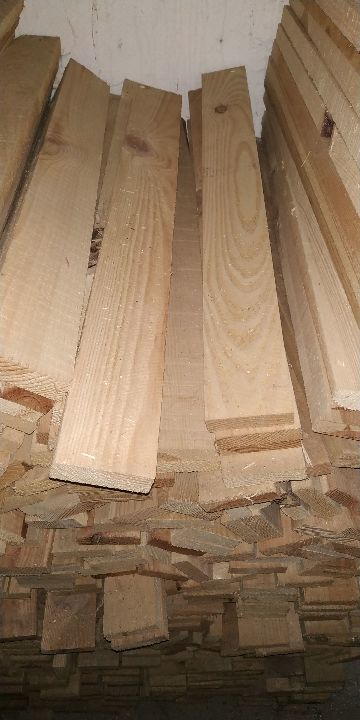 Вироби з деревини, які не мають торцеві з'єднання, завтовшки більш як 6 мм, хвойних порід, сосни звичайної (Pinus sylvestris L) - 1,5 м3