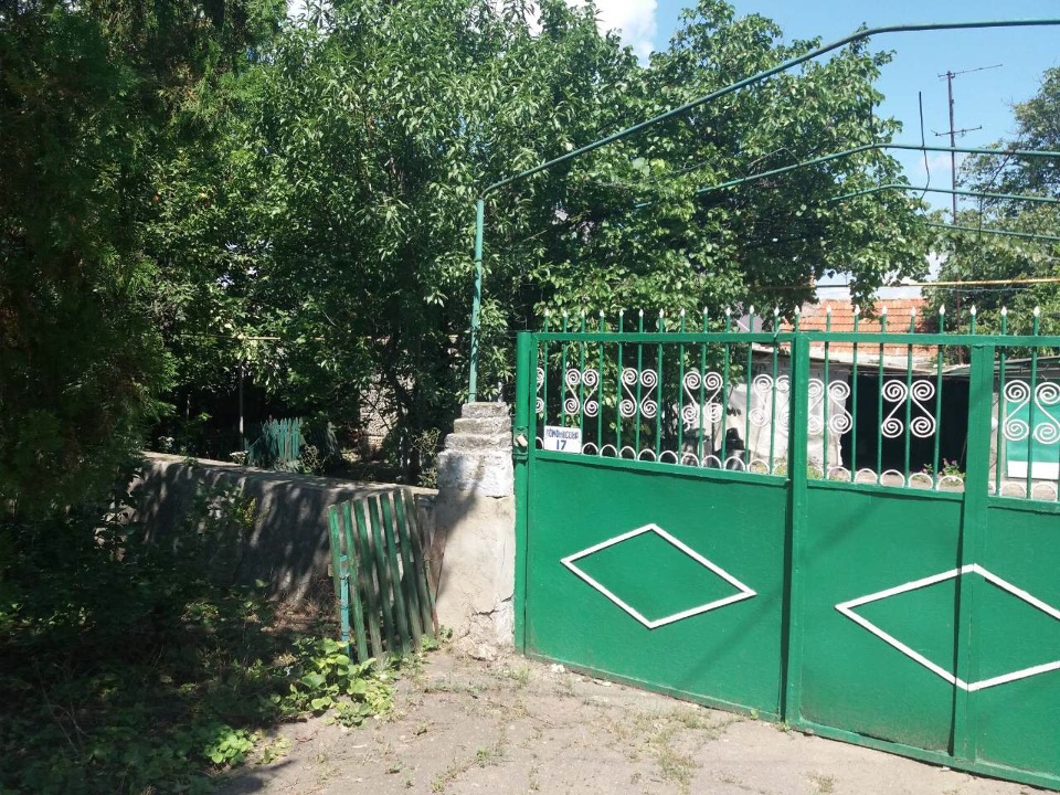 ІПОТЕКА. Житловий будинок площею 60,0 кв.м., та земельна ділянка площею 0,177 га, кадастровий номер: 5121084200:02:004:0786, за адресою: Одеська обл., Біляївський р-н, с. Нерубайське, вул. Ломоносова, 17