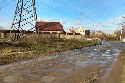 ІПОТЕКА. Земельна ділянка площею 0,06 га, кадастровий номер: 5123755300:02:006:0521, за адресою: Одеська обл., Овідіопольський р-н, смт Великодолинське, СК "Механізатор", діл. 87/а