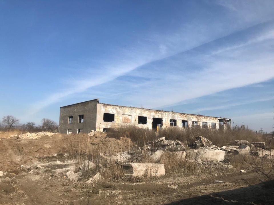ІПОТЕКА. Нежилі будівлі та споруди, загальною площею 4011,70 кв.м., за адресою: м. Одеса, вул. 2-га Сортувальна, буд. 2Б