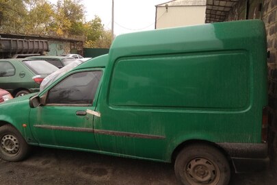 Вантажний автомобіль: FORD COURIER, (фургон), 1996 р.в.,  зеленого кольору, ДНЗ: АН1722НВ VIN: WF03XXBAJ3TY96294