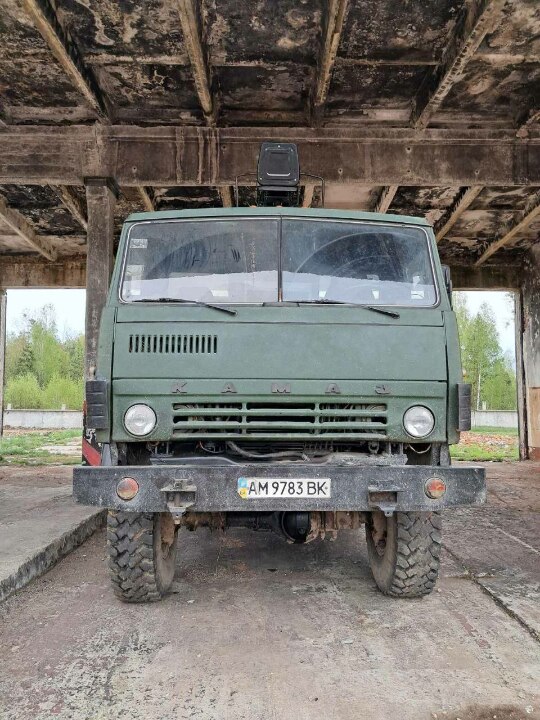 Вантажний автомобіль КАМАЗ 43101,1989 року випуску, VIN XTC431010K0006940, номер шасі 431010006940, ДНЗ АМ9783ВК, колір зелений