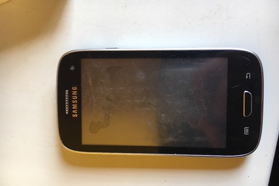 Мобільний телефон "SAMSUNG", чорного кольору, модель і9300