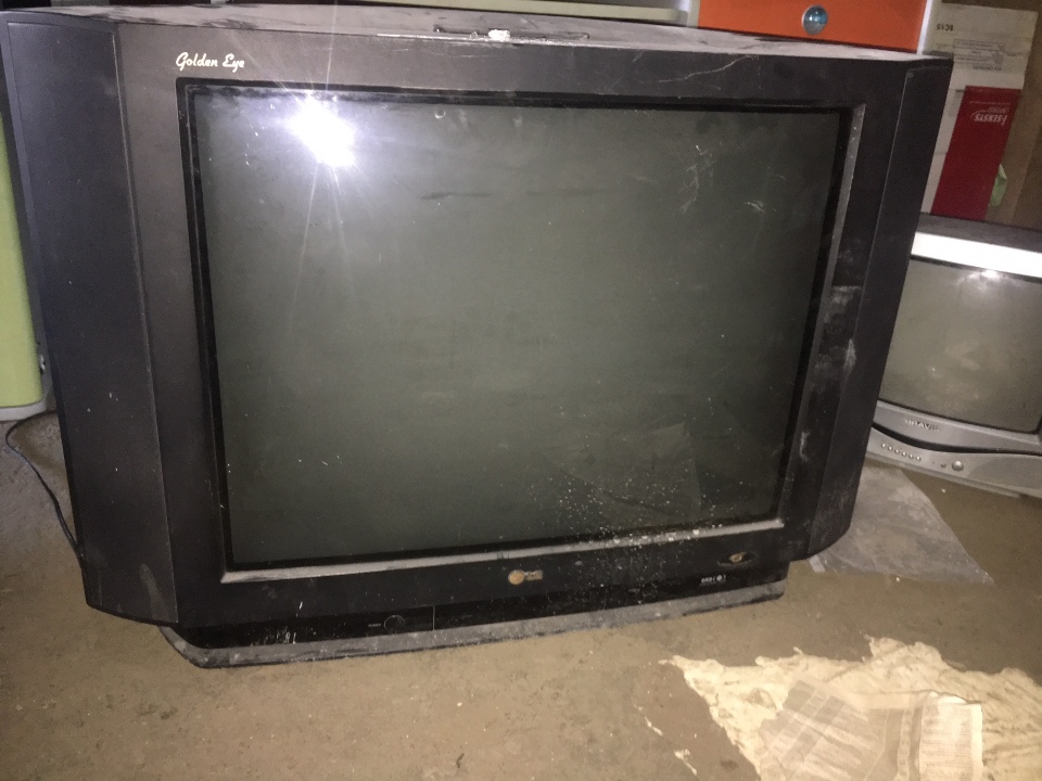 Телевізор 
