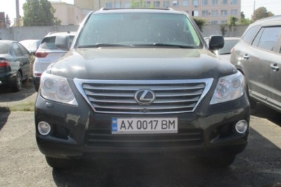 Автомобіль LEXUS,модель LX 570 5663,державний номер АХ0017ВМ, № кузову JTJHY00W184006424, 2008 року випуску