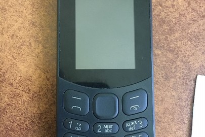 Мобільний телефон "NOKIA ТА-1017", чорного кольору з зарядним пристроєм та 2 сім-карти мобільних операторів "Лайф" та "Київстар"