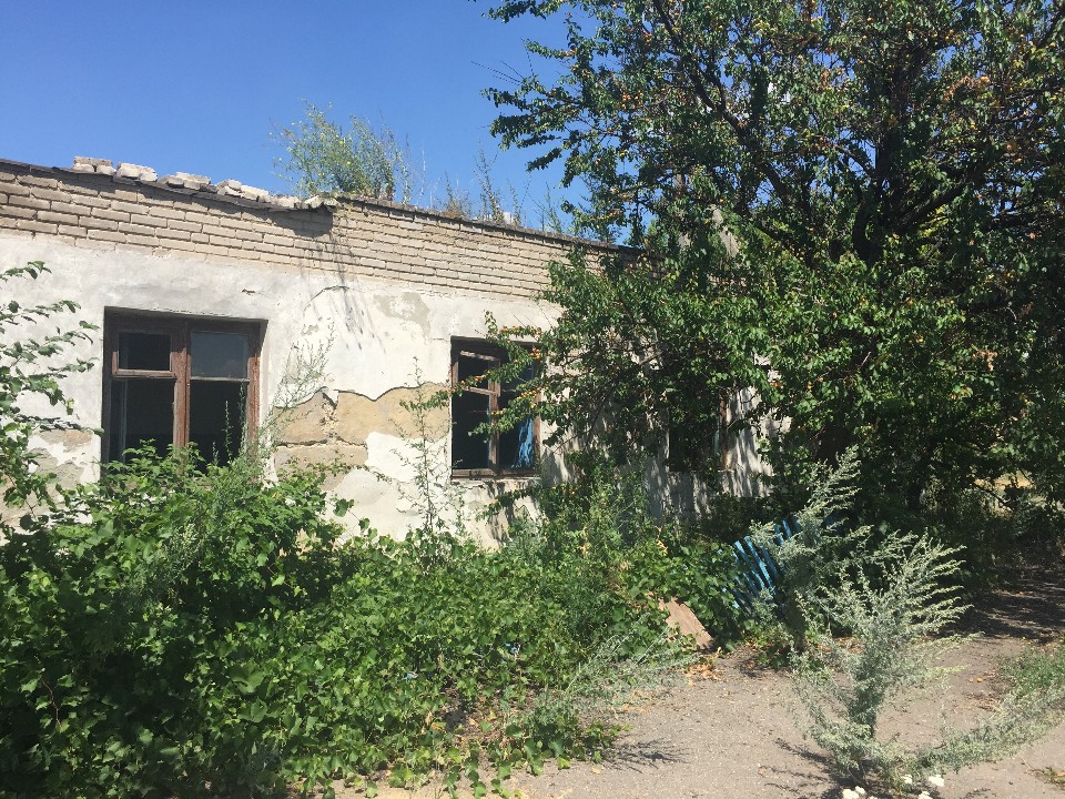 Нежитлова будівля: будинок механізаторів літера 