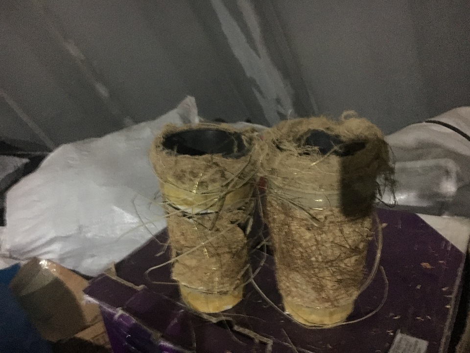 Вази декоративні пластикові круглі великі - 10 шт., вази декоративні пластикові квадратні - 8 шт.,вази декоративні плетені великі - 16 шт., ваза декоративна плетена мала- 1 шт.