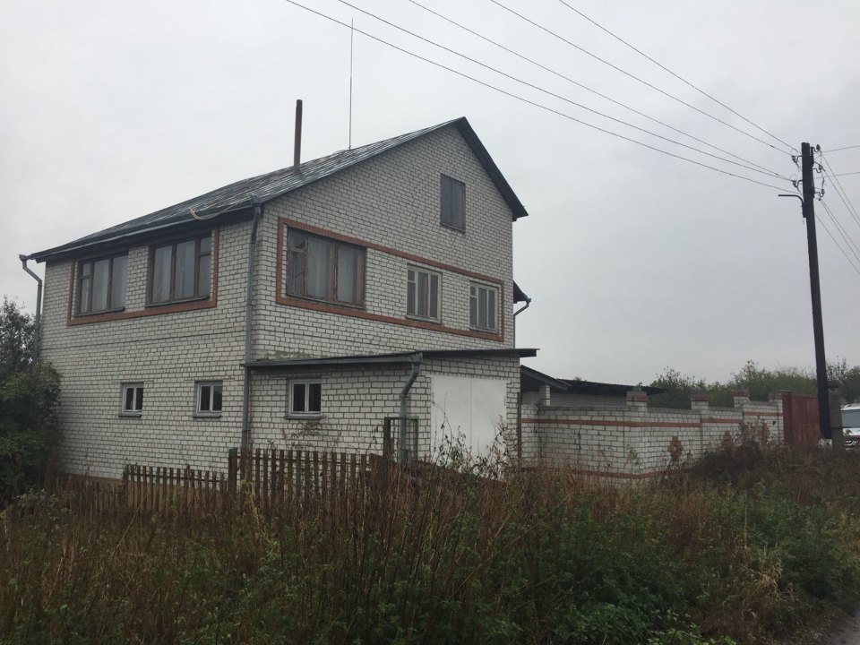 ІПОТЕКА.Житловий будинок з надвірними будівлями літера 
