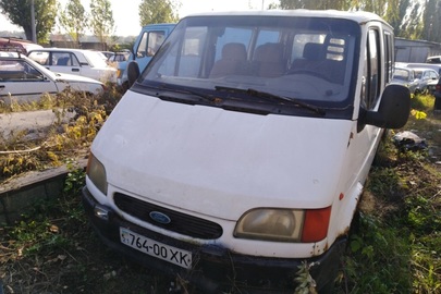 Мікроавтобус FORD TRANSIT, 1995 року випуску, державний номер 76400ХК, номер кузову WF0LXXGBVLSD12649