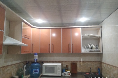 Кухня світло-коричневого кольору
