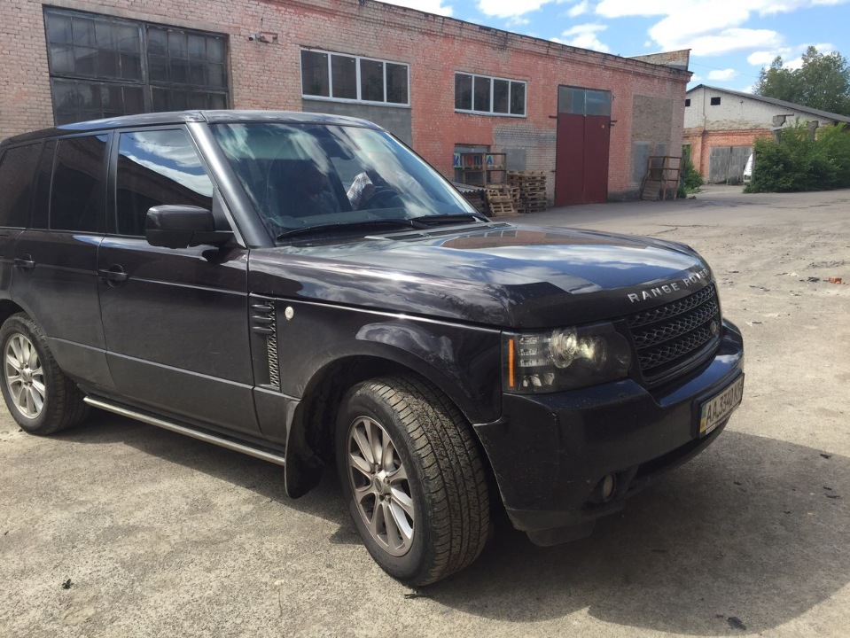 Транспортний засіб марки: Land Rover, модель: Range Rover, 2012 року випуску, ДНЗ: АА3340КН, номер кузову: SALLMAMH4CA389755