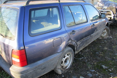 Транспортний засіб VOLKSWAGEN GOLF, 1995 року випуску, ДНЗ: ВК3520АН, номер кузова: WVWZZZ1HZSW210737