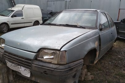 Транспортний засіб Opel Kadet, 1987 року випуску, ДНЗ: C8124IC, номер кузова: WOL000033H5044034