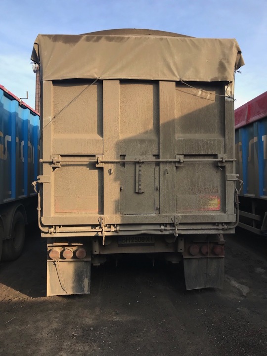 Спеціалізований напівпричіп н/пр-самоскид-Е