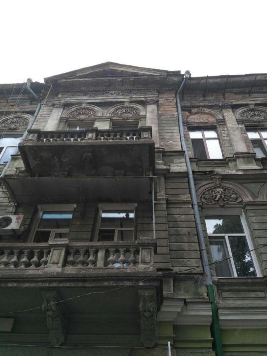 ІПОТЕКА. Нежитлове приміщення горища, загальною площею 498 м.кв., за адресою:  м. Одеса, вул. Грецька, буд. 45
